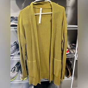 Women’s Lulu Lemon Cardigan
